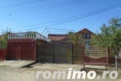 Cota 1/2 din casa si teren Podeni, jud. Arges - ID: R1983482 - 1