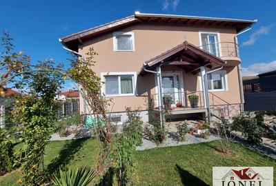 Casă individuală cu 5 camere cu Canalizare în Est - 10