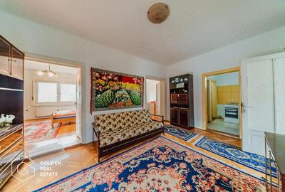 Vila superba, P+E, Cuvin, 9 camere, 200 mp si teren 1300 mp plus anexa 3 camere - 8