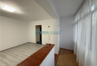 Royal Imobiliare - Vanzare apartament 2 camere zona Nord-Spitalul Judetean - 3