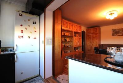 Apartament spatios, 3 camere, semidecomandat, Calea Buziasului - 16