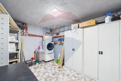 Casă / Vilă de vânzare complex Anl Hanri Coanda în zona Aviatiei - 21