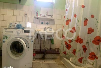 Casă cu 3 camere cu Canalizare în Gușterița