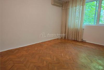 Apartament cu 3 camere decomandat în Militari - 1