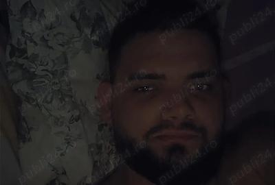 Se vinde garsoniera 12 m2 zona burujeni la etajul 4 - 5