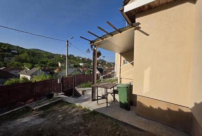 Casă cu 4 camere cu Teren 1300 Mp în Călugareni - 8