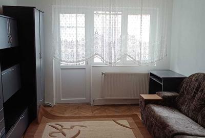 Apartament cu 3 camere decomandat în Nicolae Titulescu - 1