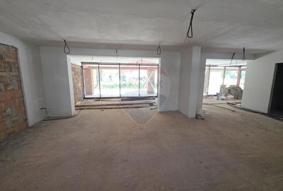 Spatiu comercial nou de 118 mp de inchiriat in zona Mioritei