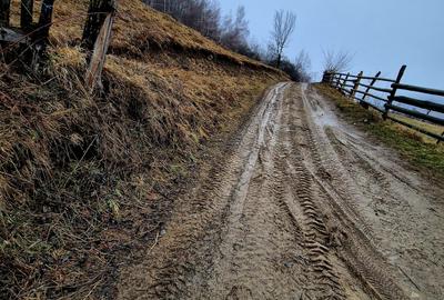 Teren intravilan Simon/Bran, 4318 mp , casuta intabulata, utilitati - 27