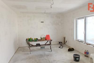 Duplex cu 3 camere cu Canalizare în Becicherecu Mic - 3