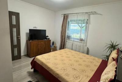 Casă cu 4 camere cu Teren 720 Mp în Satu Nou de Sus - 3