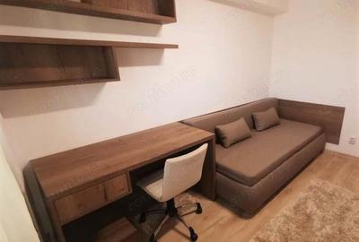 3 camere zona Stefan cel Mare - 1