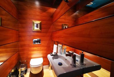 Apartament impresionant cu vedere catre lac, piscina comuna, finisaje premium - 15
