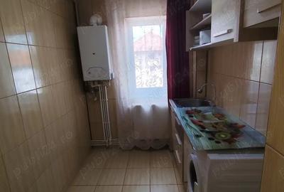 Vand apartament 2 camere situat in Vulcan