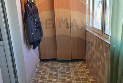 Apartament cu 3 camere in Bals - 6