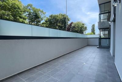 Tomis Nord, apartament deosebit cu 3 camere, bloc nou, terasa, parcare - 37