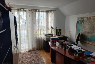 Casa individuala, decomandata, 5 camere, 362.5 mp., teren 600 mp., zona Centura. - 4