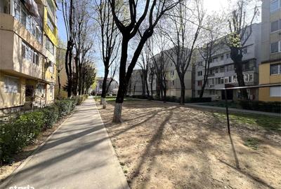 Apartament cu 3 camere decomandat în Carpați 1 - 15