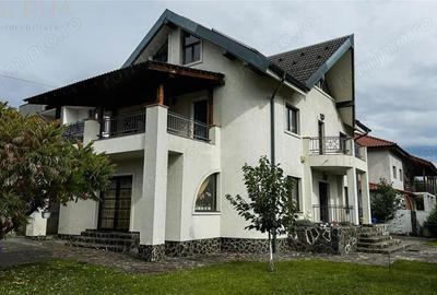 Casa Spatioasa 5 Camere, 325mp utili si Foisor, Teren 534mp Casa Spatioasa 5 Camere, 325mp utili si Foisor, Teren 534mp - 1