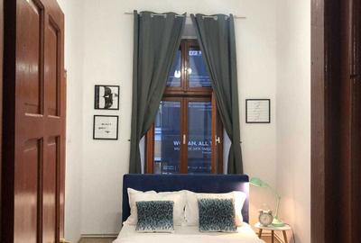 Apartament cu 2 camere decomandat în P-ța Unirii - 3