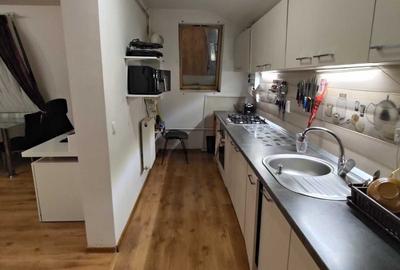 Apartament cu 3 camere decomandat în Central - 3