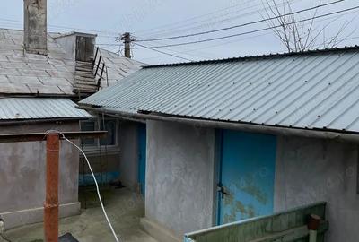 Vand casa com. Nufaru - 3