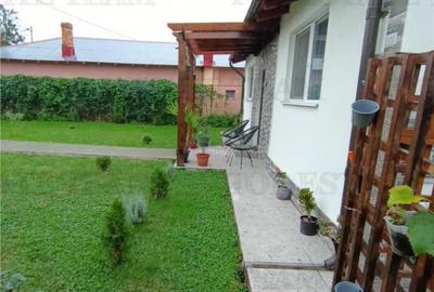 Super casa pe parter plus curte, pozitionata la strada in Do - 14