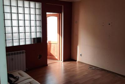 Apartament cu 2 camere semidecomandat în Olteniței - 4