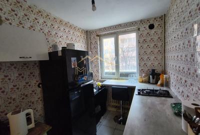 Apartament cu 3 camere semidecomandat, mobilat în Obor - 15