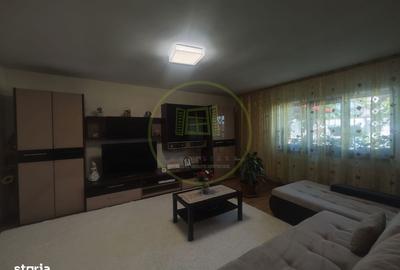 Casă cu 4 camere în Malu Mare - 10