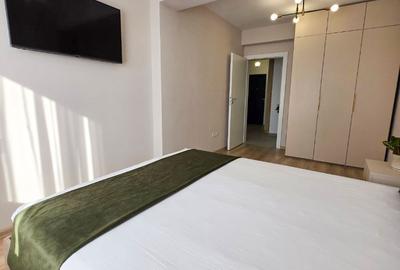Apartament cu 2 camere decomandat în Tractorul - 4
