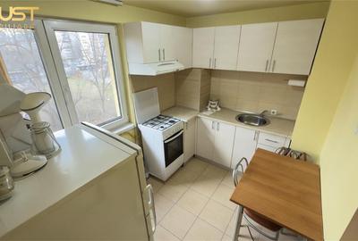 Garsonieră decomandată în Între Lacuri - 7