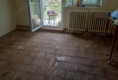 Apartament de vanzare - 3