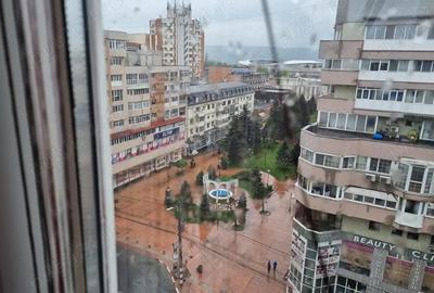 Apartament cu 2 camere decomandat în Ultracentral - 2