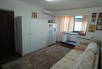 Vand apartament pe strd.Calea Galati,Blocul1 - 7