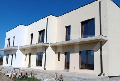 Casa tip triplex, 4 camere, 114 mp utili, Zona Plopi Casa tip triplex, 4 camere, 114 mp utili, Zona Plopi - 1