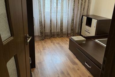 Apartament cu 3 camere decomandat în Central - 3