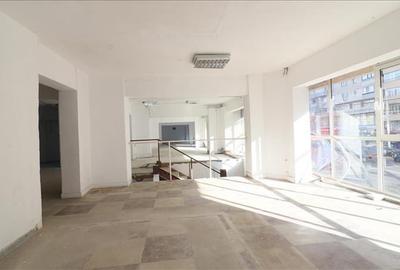 Spatiu comercial 465 m Central - Gara - 14