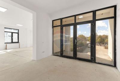 Spațiu comercial, de 410 mp, în Central - 26