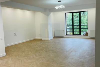Apartament Renovat 4 Camere de Vanzare Parcare *Arcul de Triumf* - 2