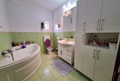 Casă individuală cu 4 camere cu Canalizare în Roșu - 6