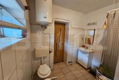 Casă cu 4 camere cu Teren 400 Mp în Central - 2