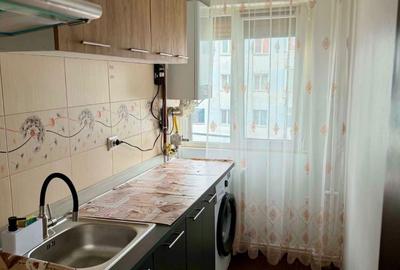 Apartament cu 2 camere decomandat în Popoveni - 2