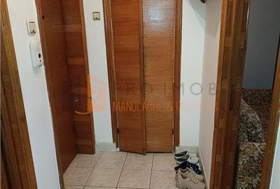 Apartament 3 camere cf 1 decomandat zona Crang - 6