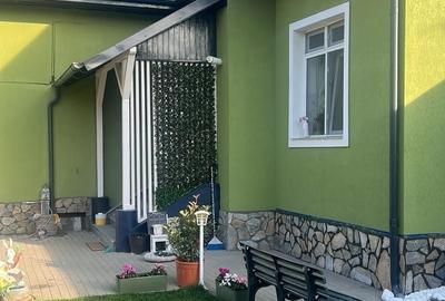 Casă cu 4 camere cu Canalizare în Centrul Civic - 15