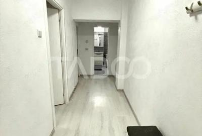 Apartament cu 2 camere decomandat, mobilat în Central - 2