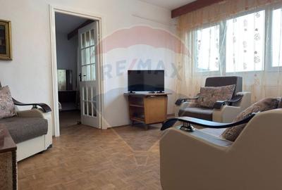 Apartament cu 2 camere nedecomandat, mobilat în Ultracentral