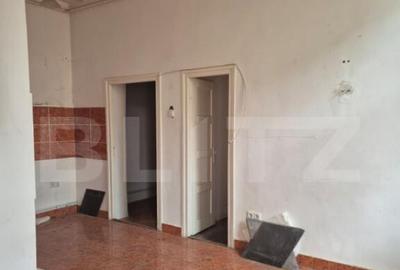 Casă cu 7 camere cu Teren 1021 Mp în Central - 15