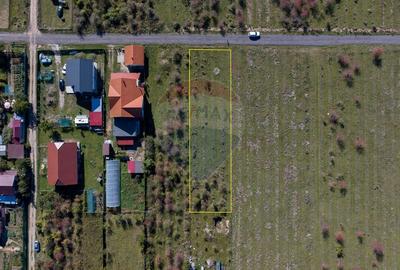 Teren Sanpetru -livada, Strada Nucului, 1296mp, apa, gaz, curent Teren Sanpetru -livada, Strada Nucului, 1296mp, apa, gaz, curent - 2