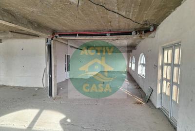 Spațiu comercial, de 750 mp, în Central - 5